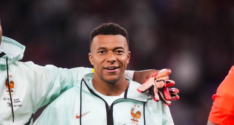 Mbappé entre un peu plus dans la légende après son but face au Sénégal