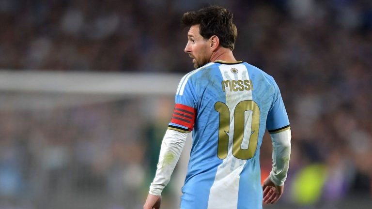 Lionel Messi fait ses adieux à l’Argentine avec un but et deux passes décisive
